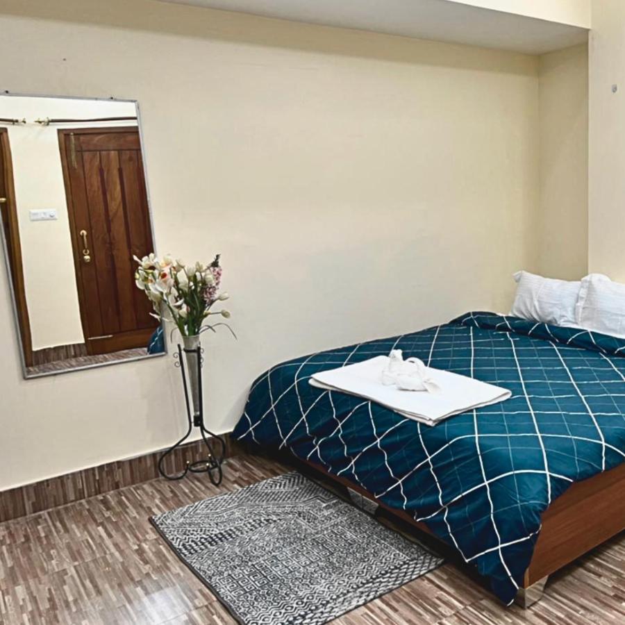 Iranyai Homestay Имфал Екстериор снимка